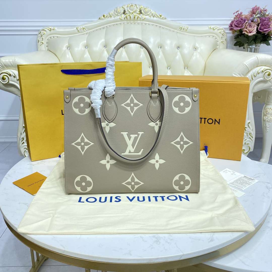 Louis Vuitton ONTHEGO MM Monogram Handbag M45494 Dove/Cream